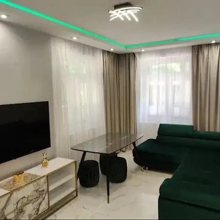 Apartament Latarnikow Stilo Apartment *